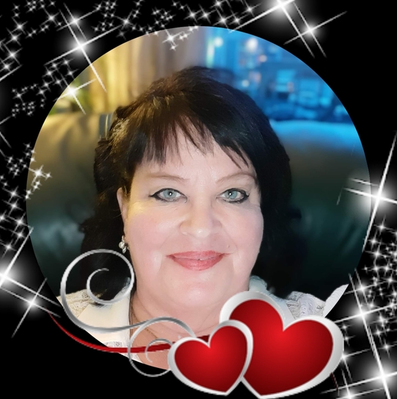 Meet your Posher, Edith - Picture 1 of 1